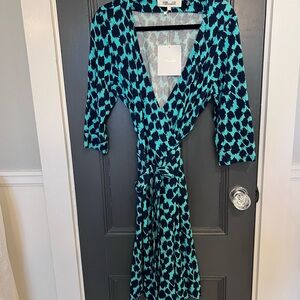 NWT Diane Von Furstenberg Wrap Dress with 3/4 sleeves
